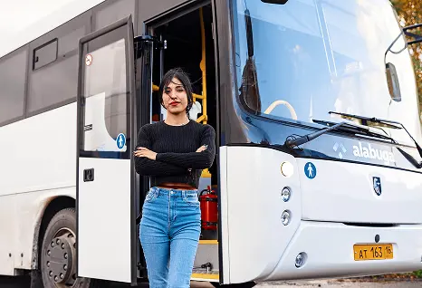 Taller de vehículos (conductora)&nbsp;3